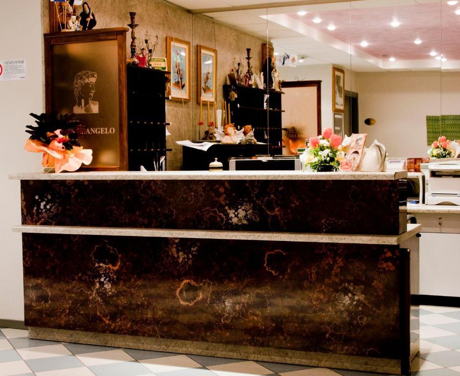 Hotel Michelangelo Rezzato Bagian luar foto